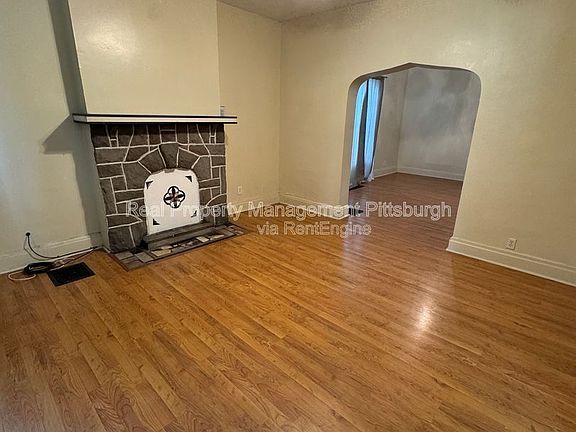 2nd image of 48 Laclede St