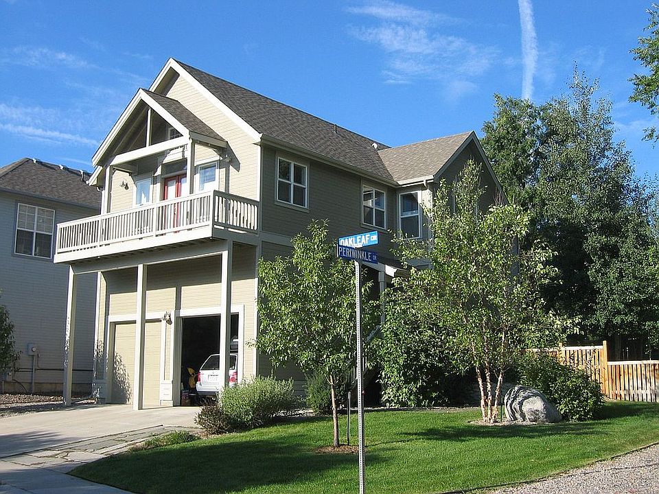 1210 Oakleaf Circle