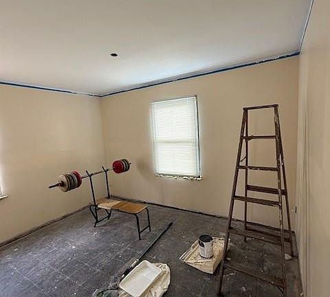 5th image of 21554 W Davison St