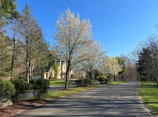 17 High Point Cmns, Marlborough, CT 06447