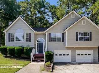 6410 Hillview Ln, Douglasville, GA 30134