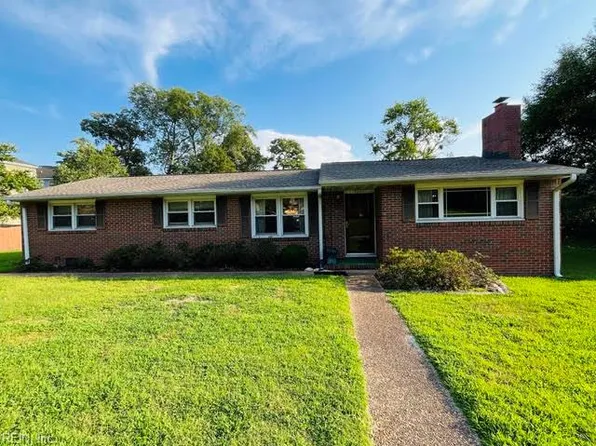 3820 McNeal Ave, Chesapeake, VA 23325