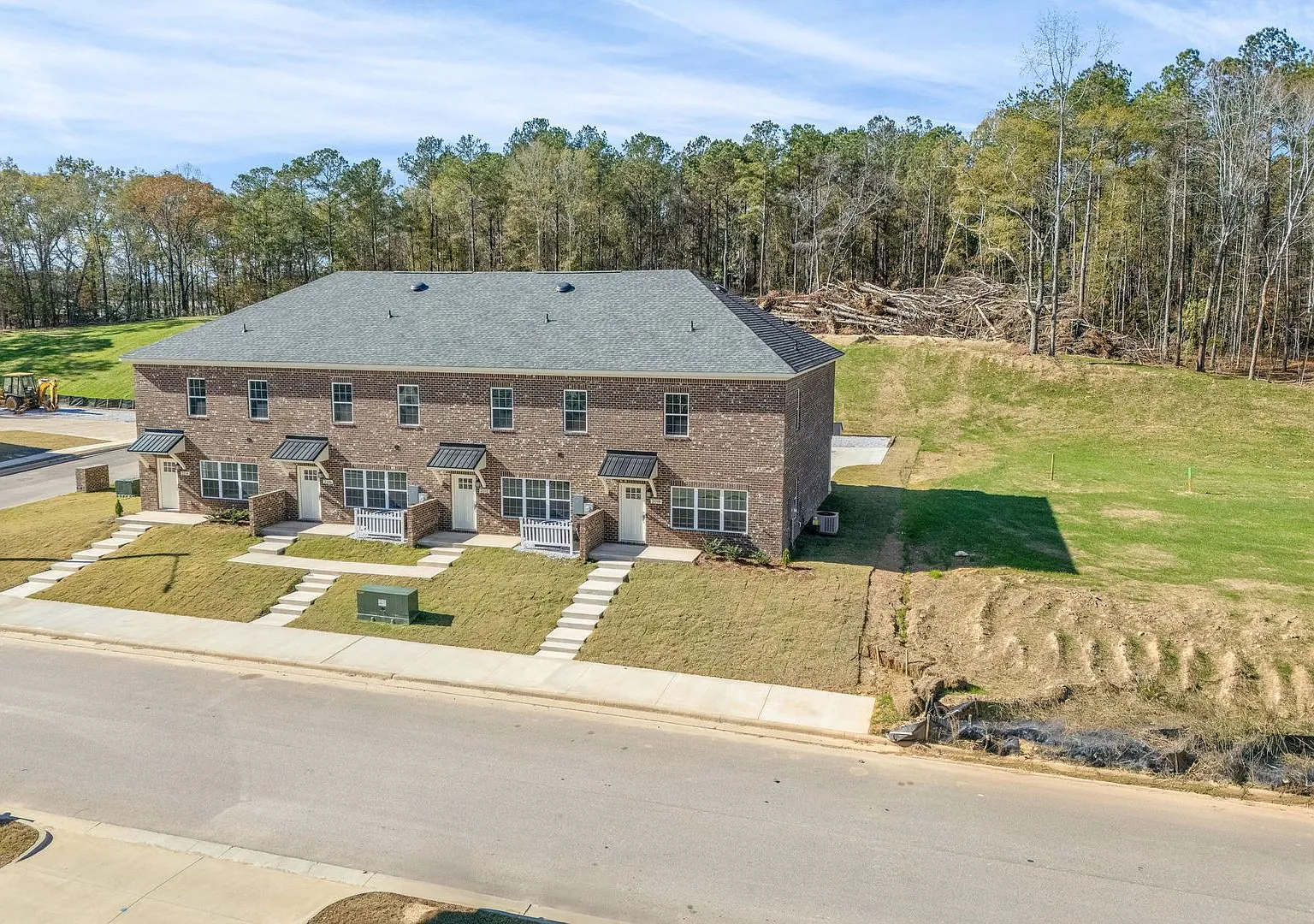 Short-Term Lease Only! — Photo 2
