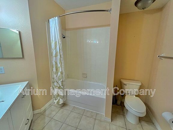 5th image of 3651 Oakdale Cir APT 105