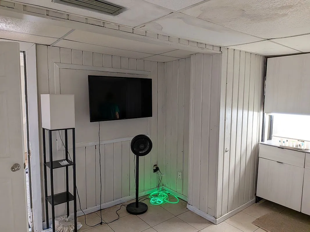 1 bed, 1.0 bath, 500 sqft, $1,100 — Photo 3