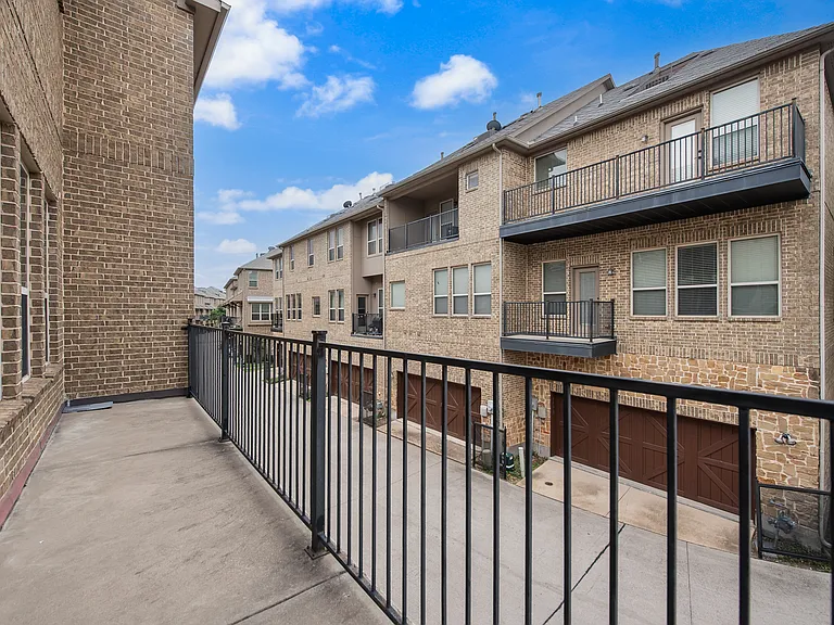 6491 Las Colinas Blvd — Photo 24