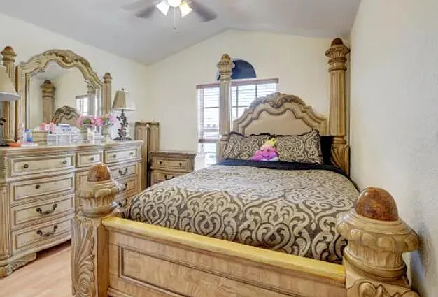10885 La Salinas Cir #10885 — Photo 24