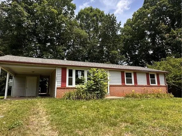 255 Shatley Orchard St, Wilkesboro, NC 28697