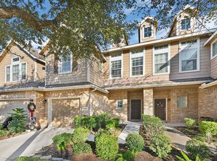 8322 Greys Ln, Houston, TX 77095