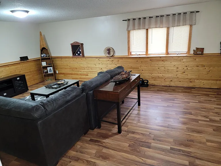14 Columbia Ct — Photo 22