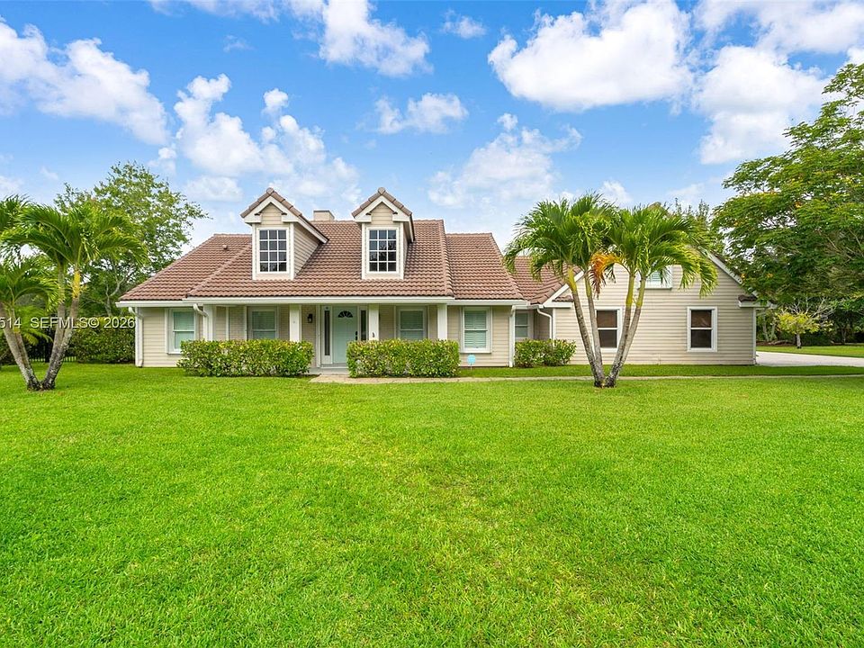 1st image of 5703 Lago Del Sol Dr