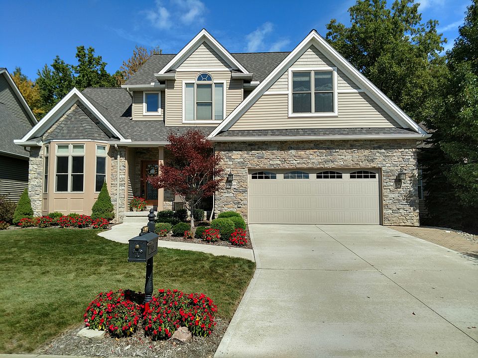 1st image of 33440 Reserve Way