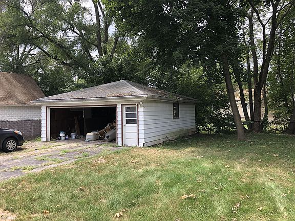 Photo Aug 17, 12 28 15