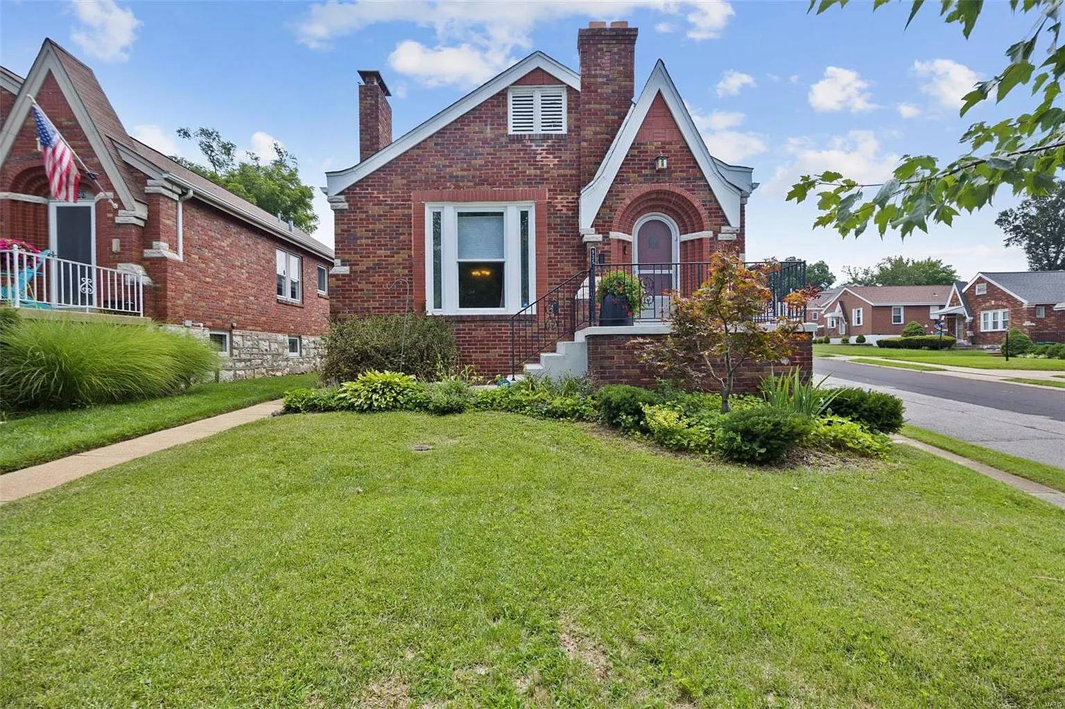 9352 Rambler Dr photo 1