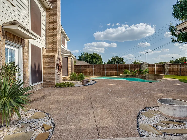 200 Bob O Link Dr — Photo 35