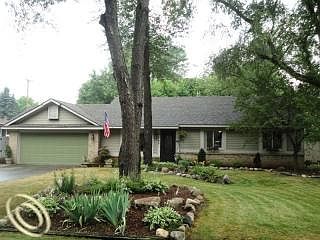 1st image of 4865 Lindholm Dr
