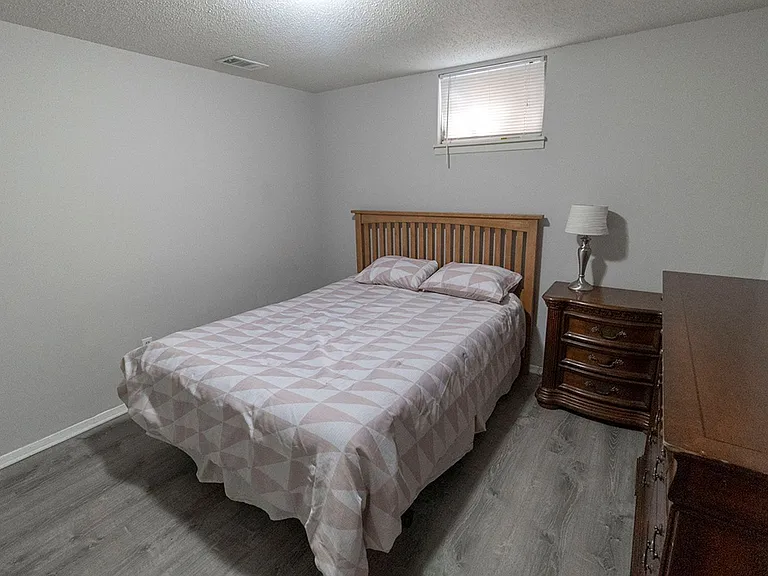 204 Wheaton Ct — Photo 24