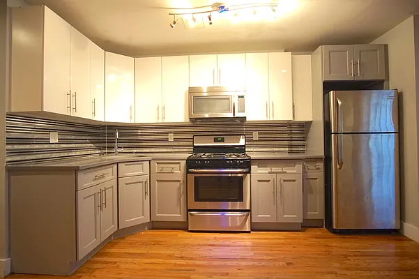 Rented by Lofts and Flats LLC | media 22