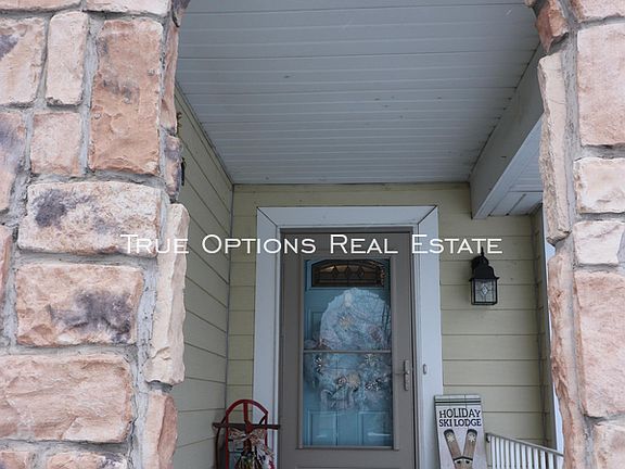 3rd image of 3052 W Green Acre Dr