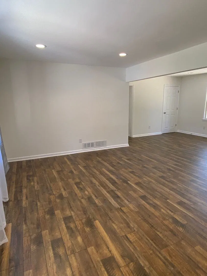 3 Bed 2 Bath Home on 1+ Acre Lot in Powder Springs! — Photo 4