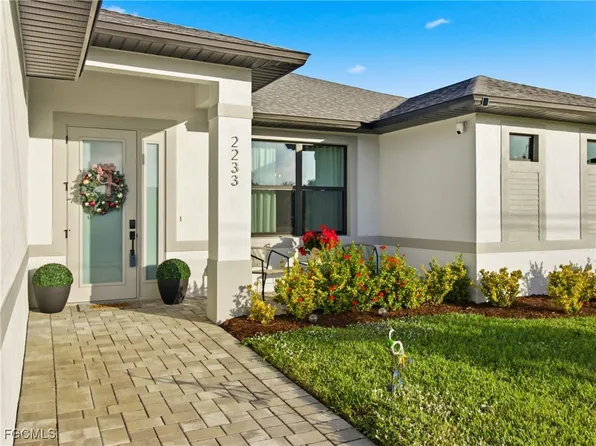 2233 SW 17th Pl, Cape Coral, FL 33991