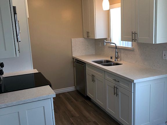 2nd image of 330 Newport Ave APT D