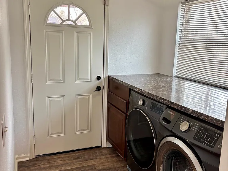 309 Emma Jane St — Photo 9