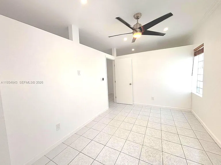 14402 SW 111th St — Photo 12