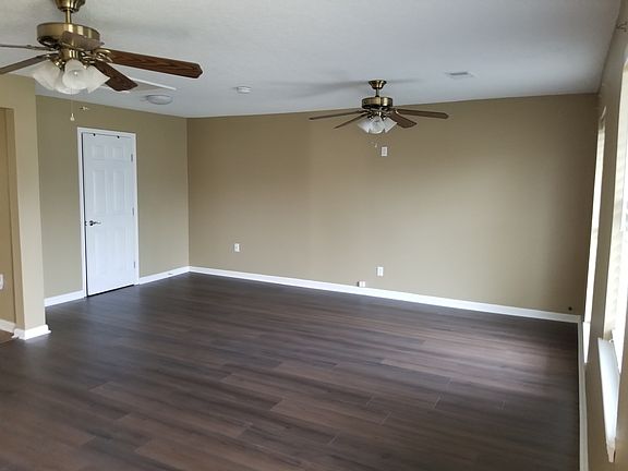 3rd image of 2409 Bobwhite Dr