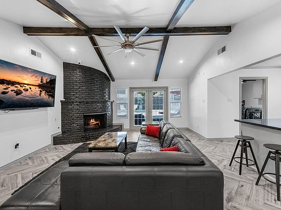 4th image of 8215 Braes Meadow Dr