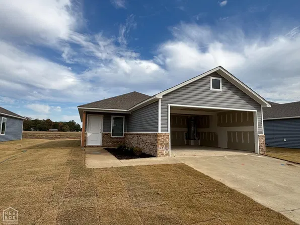 5706 Jordan St, Jonesboro, AR 72404