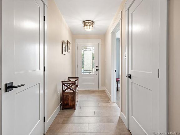 4th image of 25 Verte St