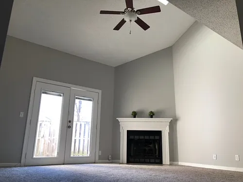 340 Yorkshire Cir Photo 1