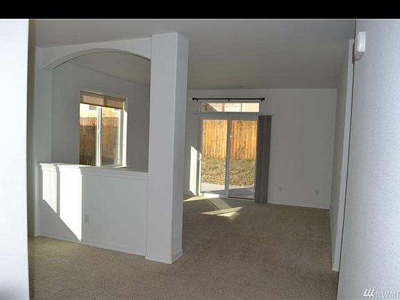 3rd image of 522 N Kentucky Dr