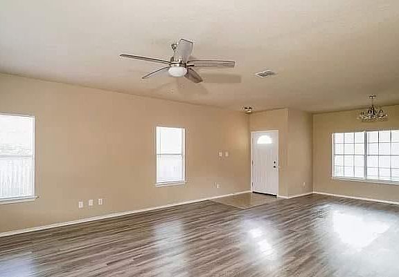 2nd image of 3832 Copinsay Ave