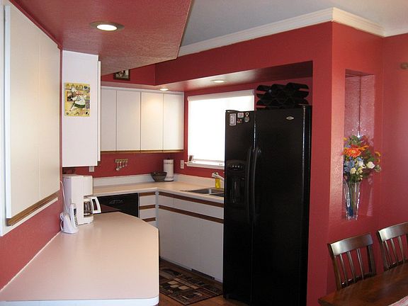 5th image of 2621 Betsy Ct