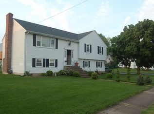 48 Grissom Dr, West Hartford, CT 06110