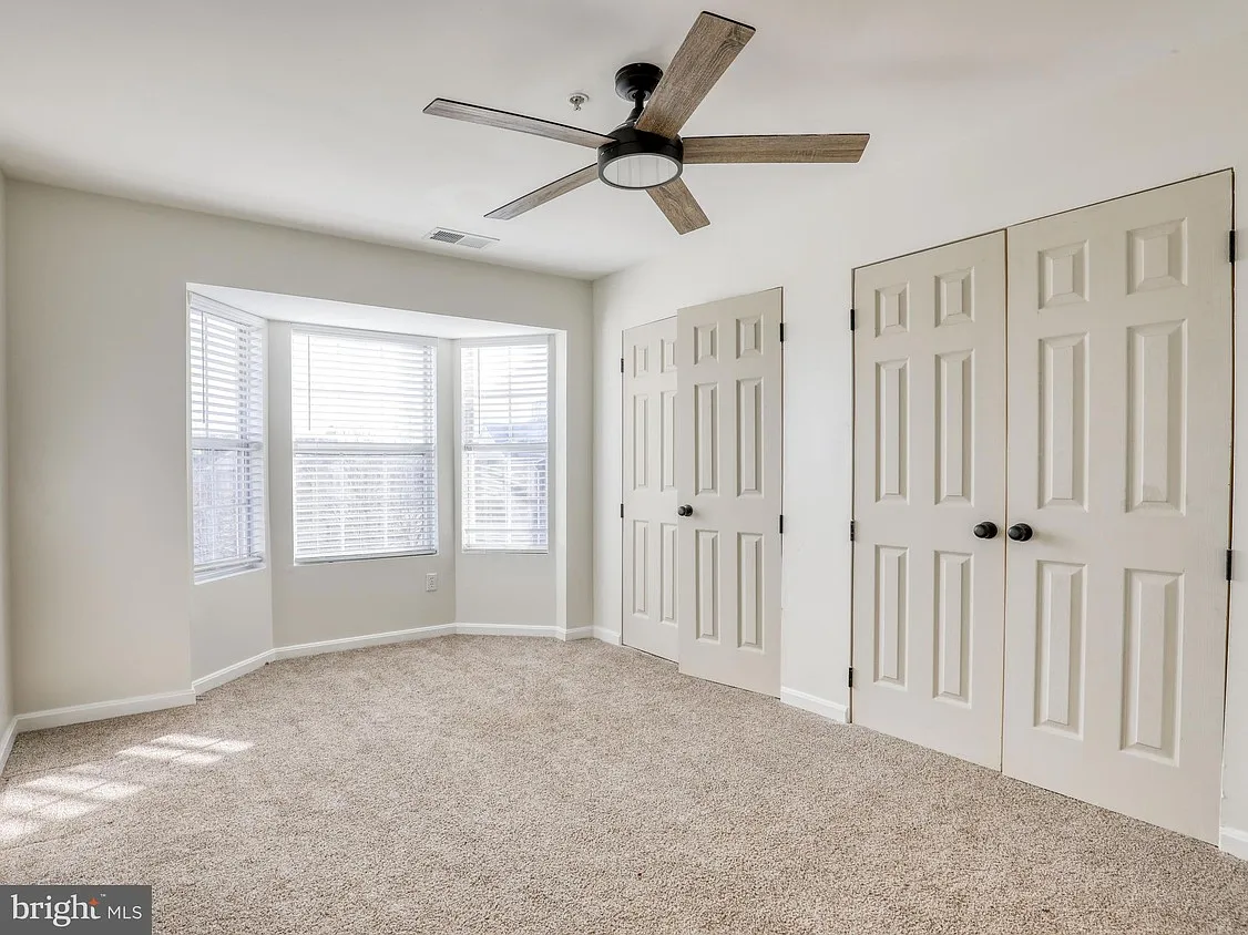 2 bed, 1169 sqft, $1,550 — Photo 1