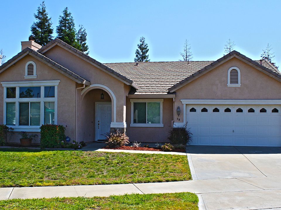 1st image of 13 Castle Hill Ct