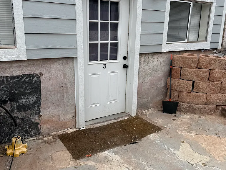 49 N Village Way #3 — Photo 5