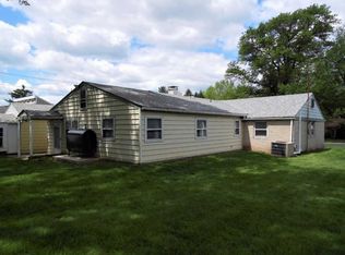 202 Valley Rd, Plymouth Meeting, PA 19462