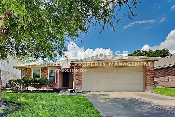 1st image of 2805 Bluffs Ct