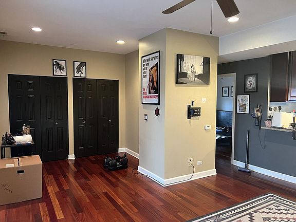 2nd image of 3514 N Hamlin Ave #2