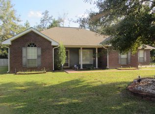 5012 Angler Dr, Picayune, MS 39466