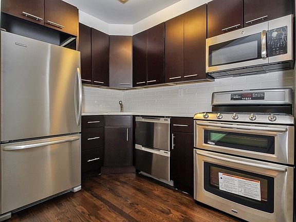 2nd image of 28 W 96th St APT 10