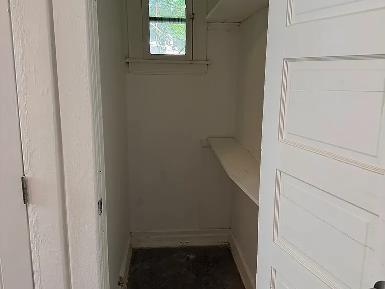 337 3rd St #1 — Photo 16