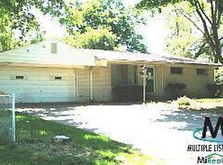 1069 Pelham Blvd, Waterford, MI 48328