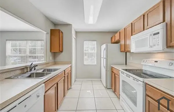 12948 Trade Port Pl — Photo 2
