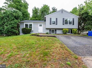 9446 Glen Ridge Dr, Laurel, MD 20723