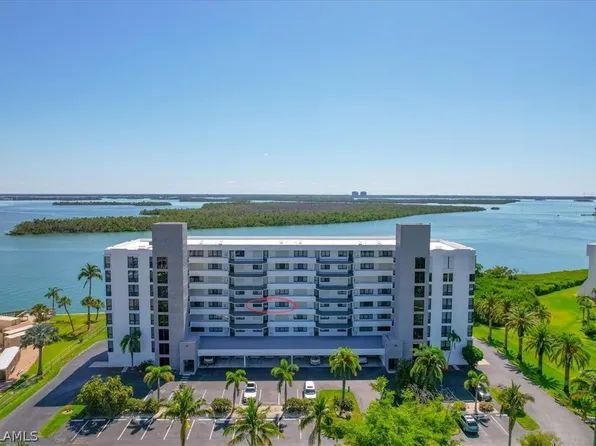 4253 Bay Beach Ln #D3, Fort Myers Beach, FL 33931